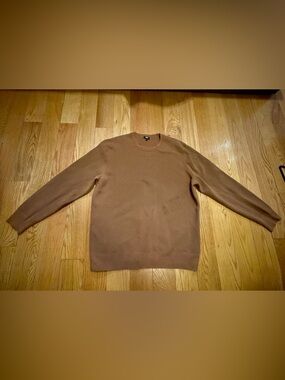 Uniqlo Men's Tan Crewneck Sweater